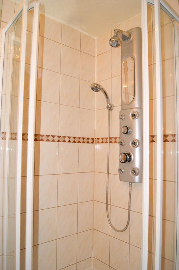 Hotel Schonunger Bucht Waigolshausen Kamer foto