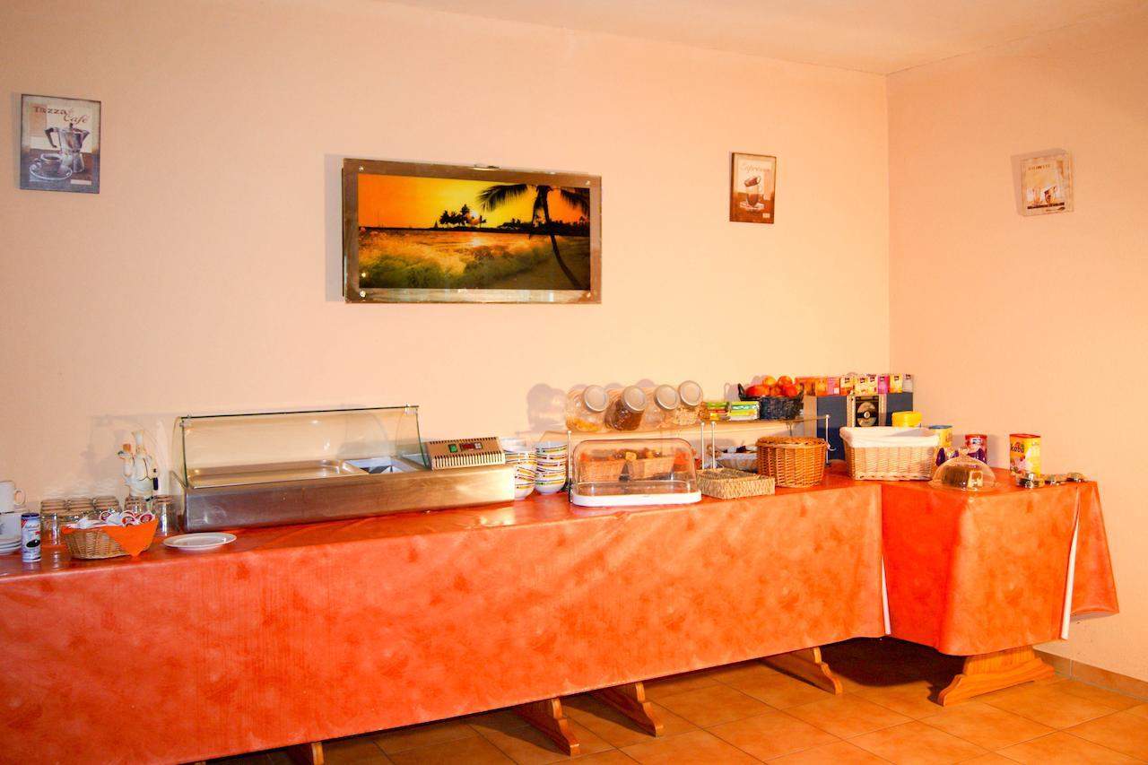 Hotel Schonunger Bucht Waigolshausen Buitenkant foto
